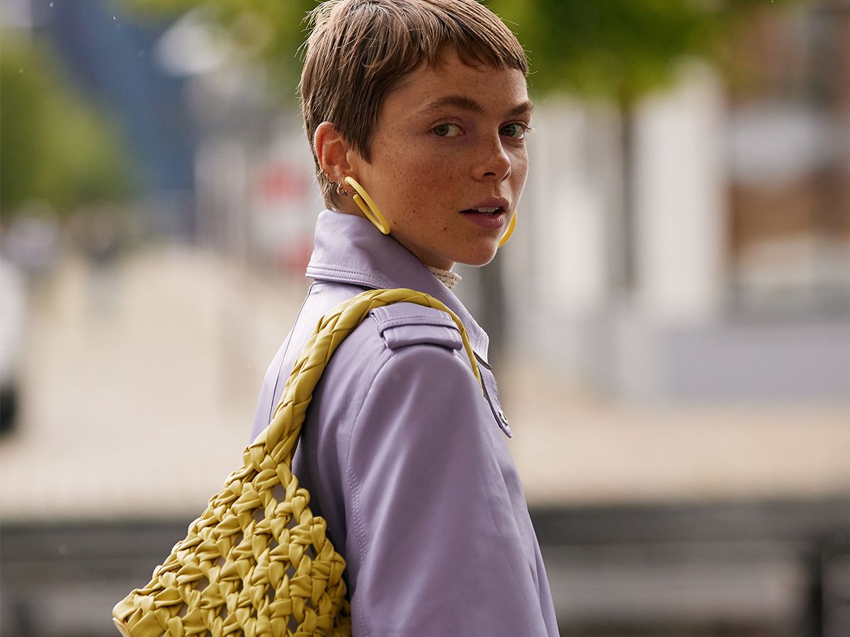 What to Wear to Enhance Your Eye Color