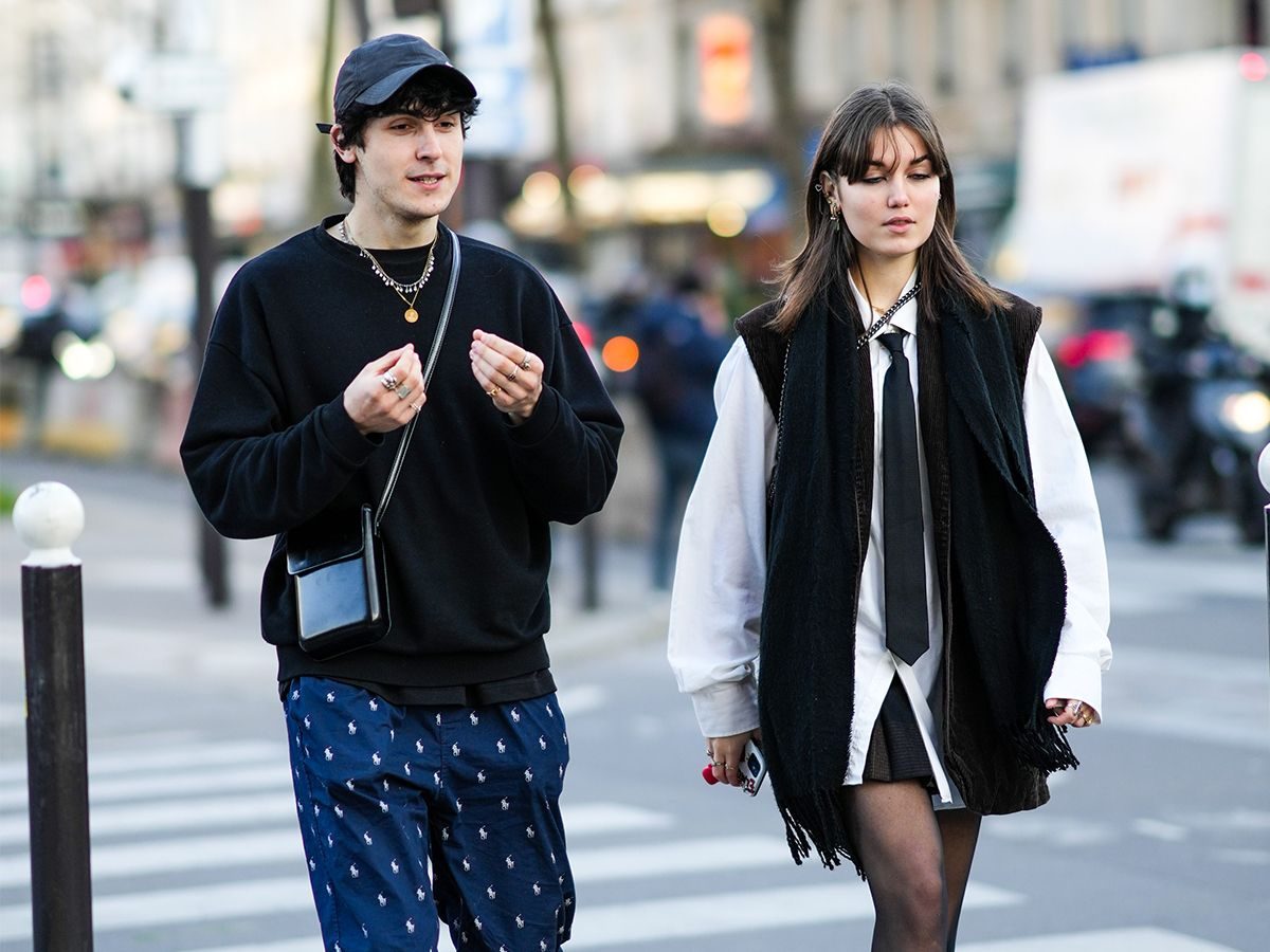 This Itty-Bitty Trend Is Taking Over the Streets Of Paris Right Now