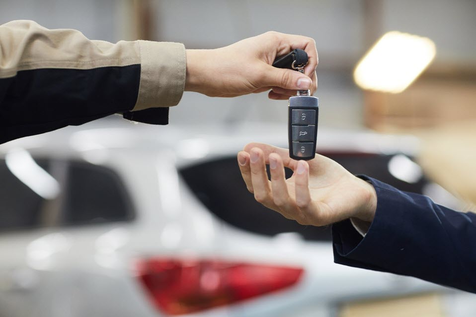 What You Need To Know About Car Keys Replacement