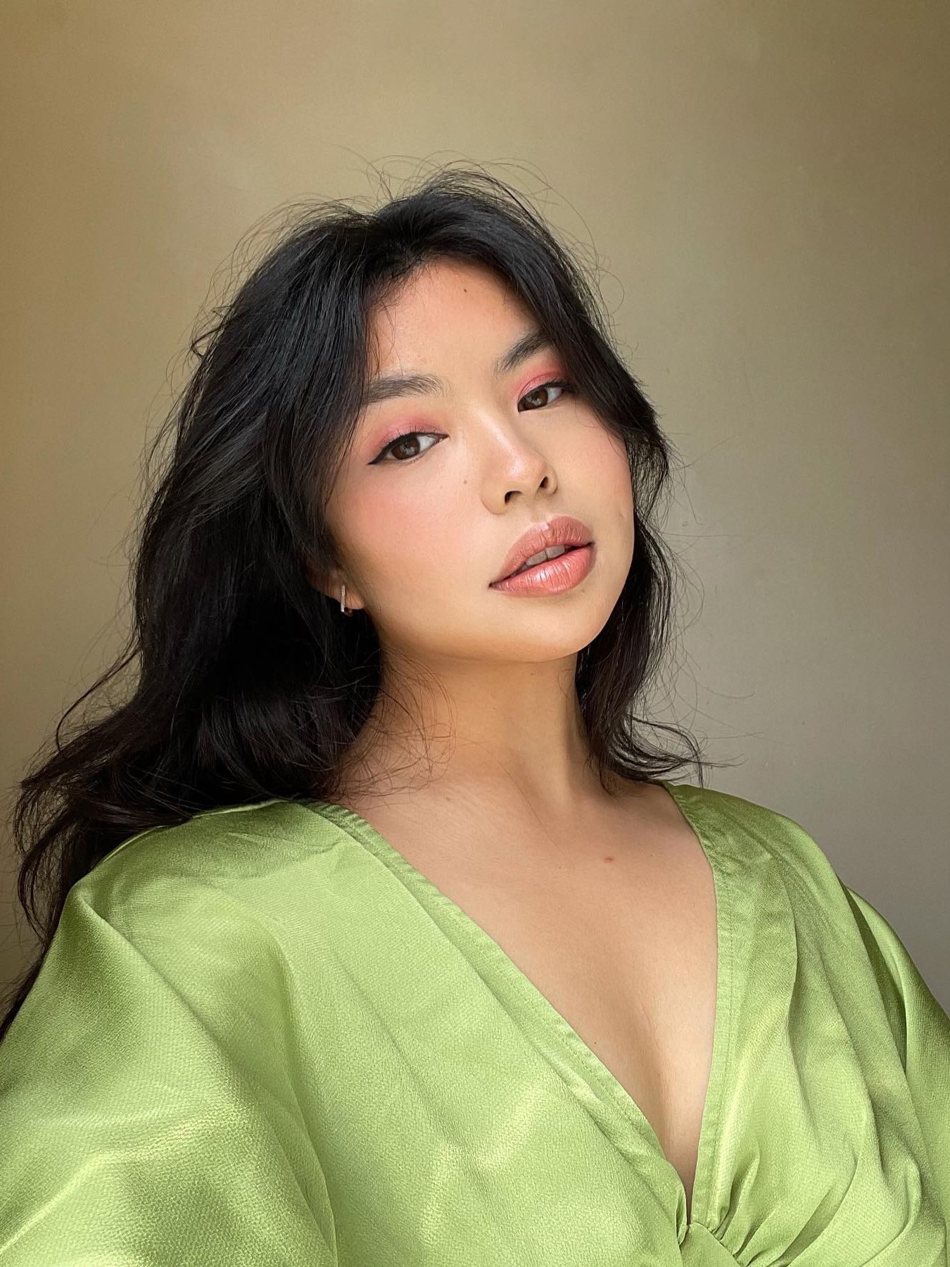This Makeup Product Is Key for Hiding Redness—Here’s How to Use It