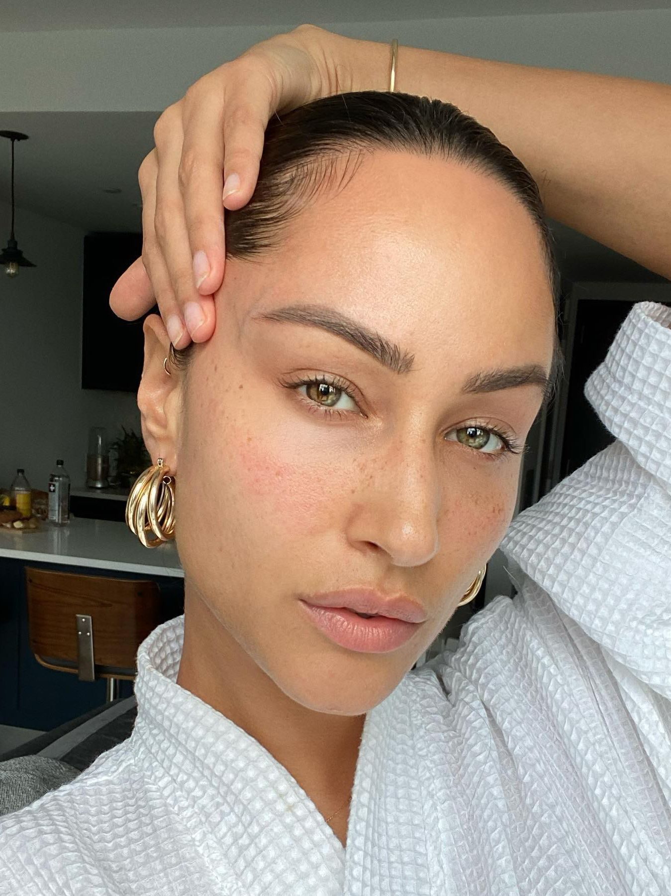 Yes, There Is A Right Way to Wash Your Face—Here’s Your Step-by-Step Guide