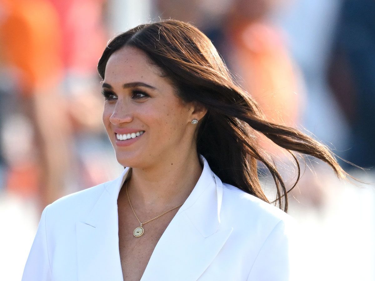 Meghan Markle Just Wore Fashion’s Favorite Baggy-Pant Trend in the Netherlands