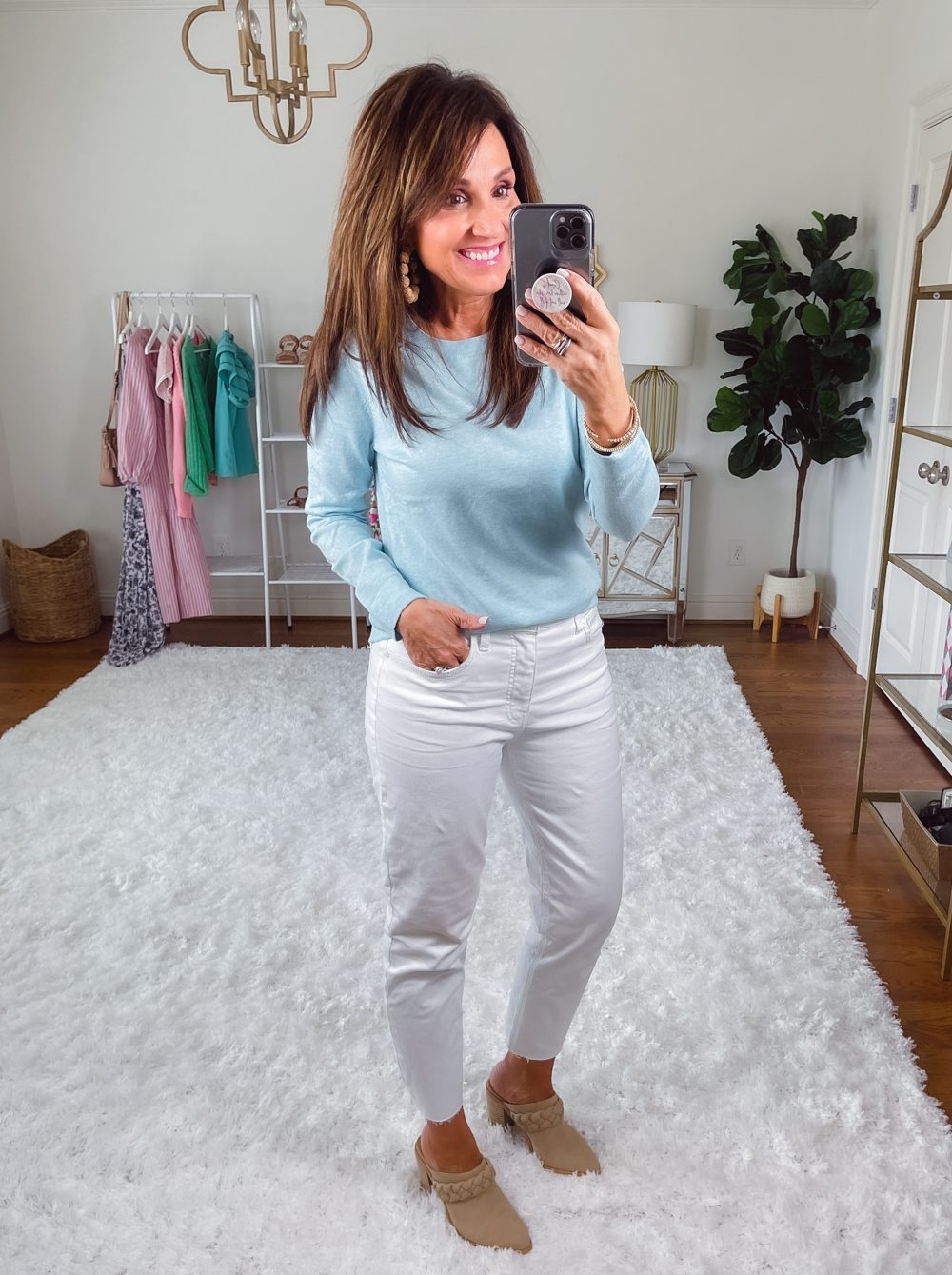 20 Spring Outfits You Can Wear Now