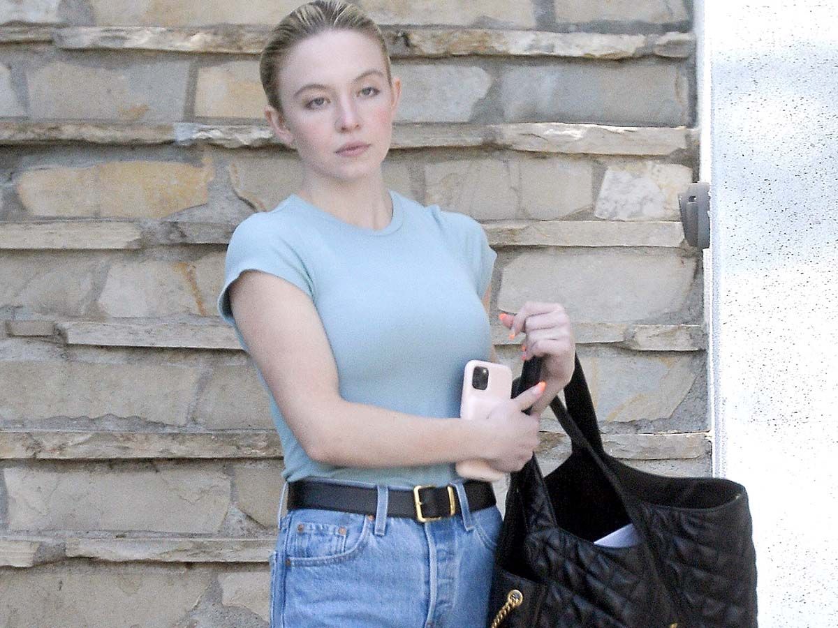 Sydney Sweeney Wore the Jeans-and-Tee Combo That I Can’t Wait to Copy