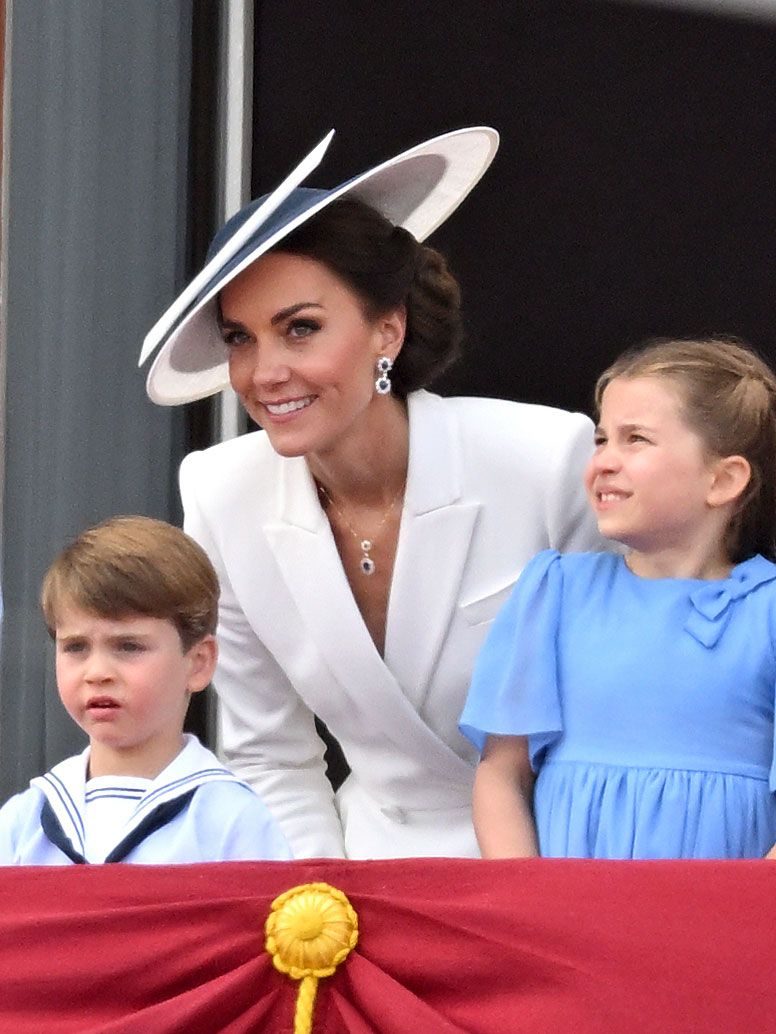 Prince Louis Just Stole the Show Wearing Prince William’s Outfit From 1985