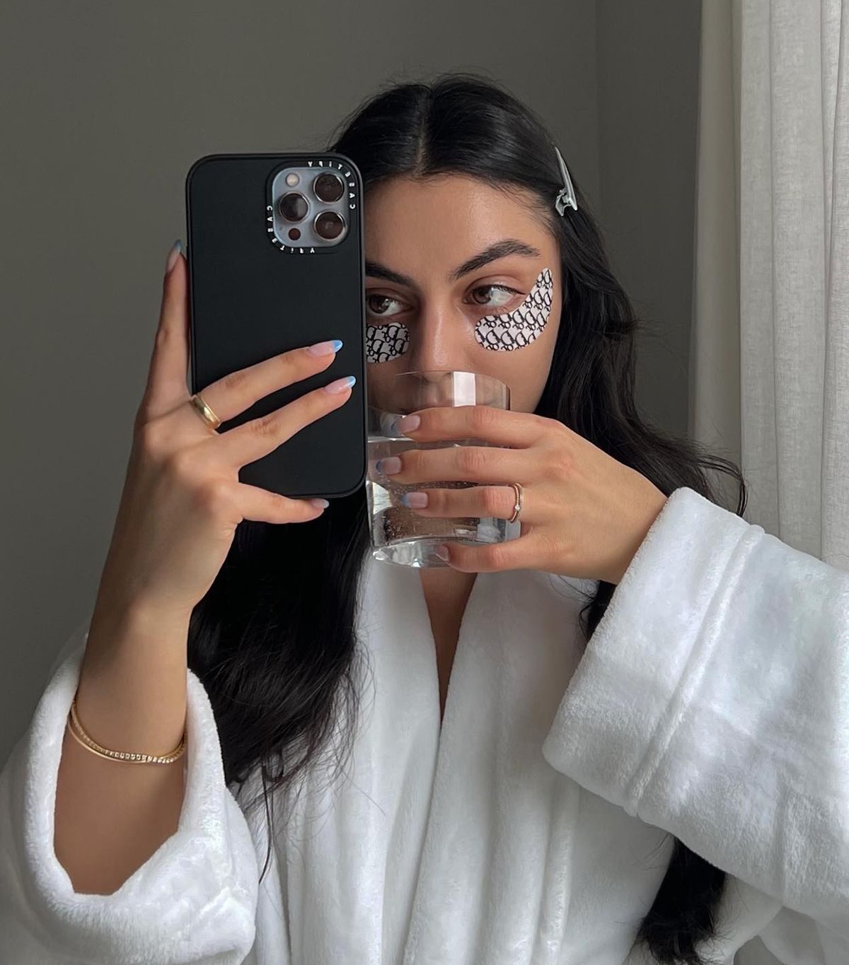 Skincare Experts Don’t Love Makeup Wipes—Here’s What to Use Instead