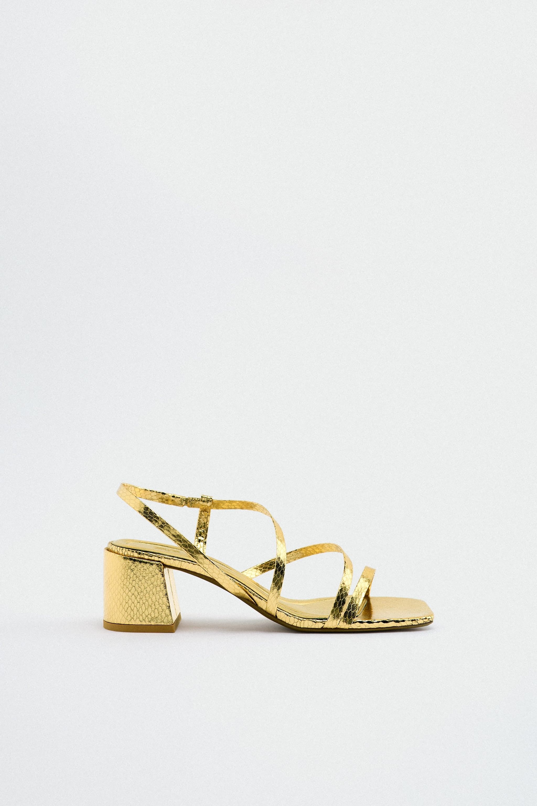 The Zara Shoes I Wore to 10 Weddings (and Counting) This Year