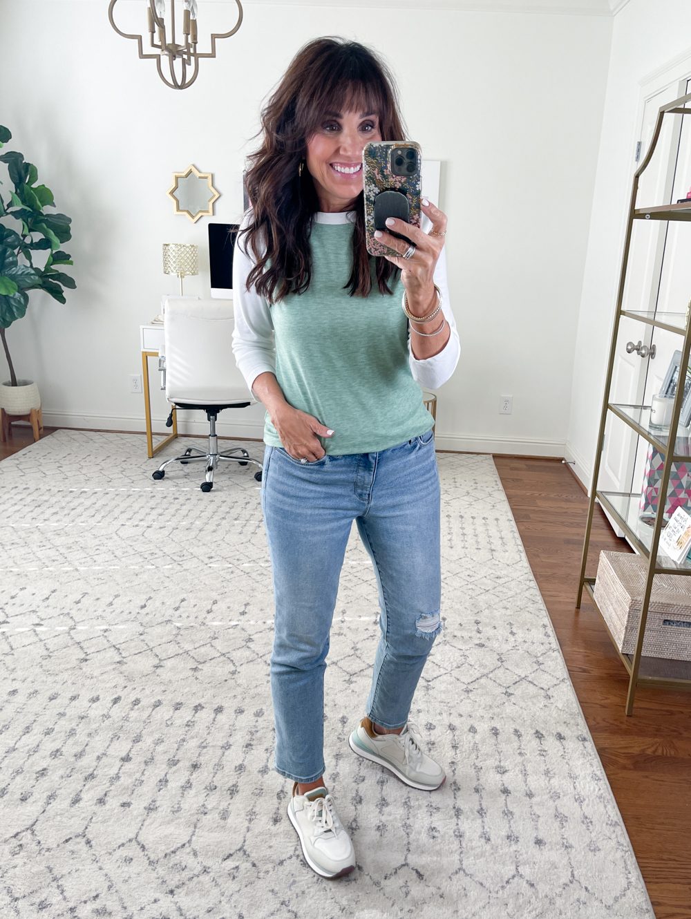 How To Wear Straight Leg Jeans