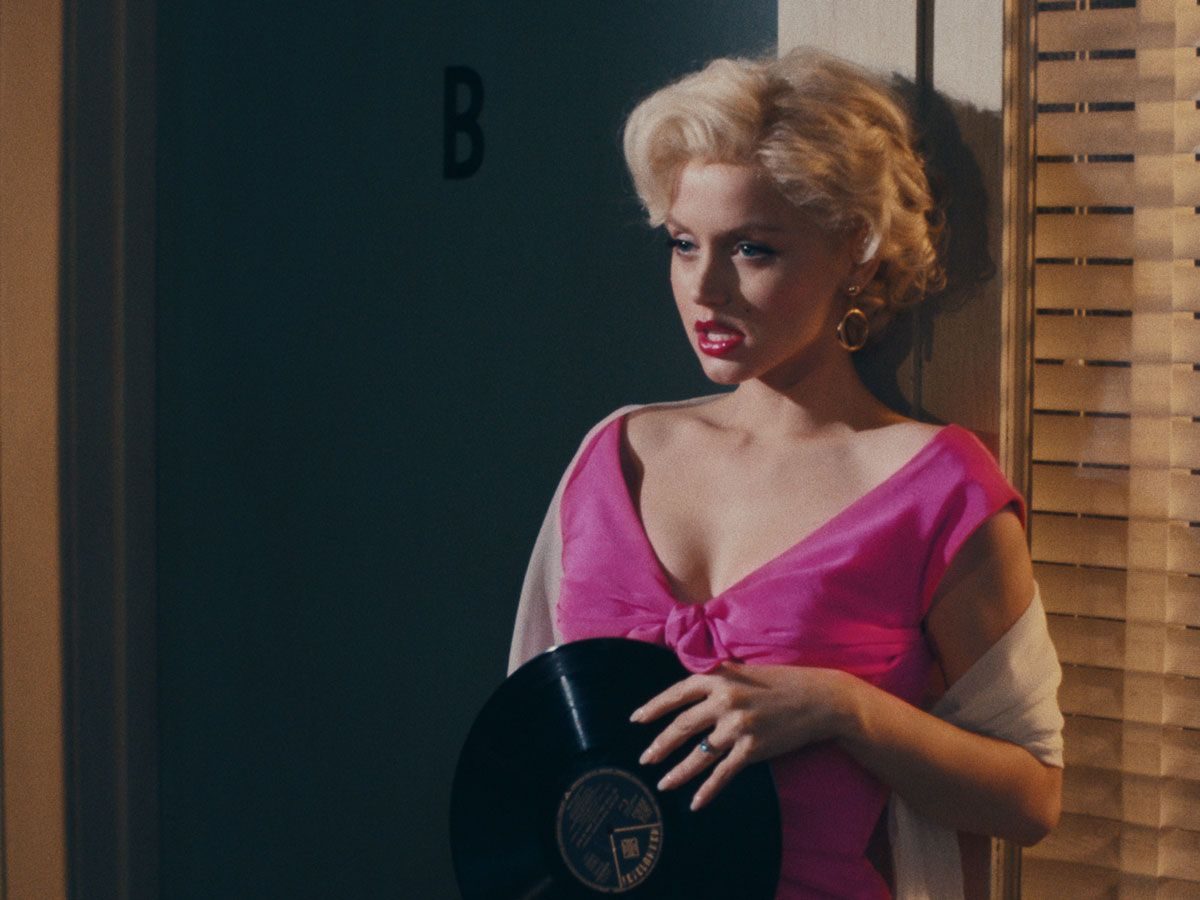 The Story Behind Blonde’s Fashion Climax, According to the Costume Designer