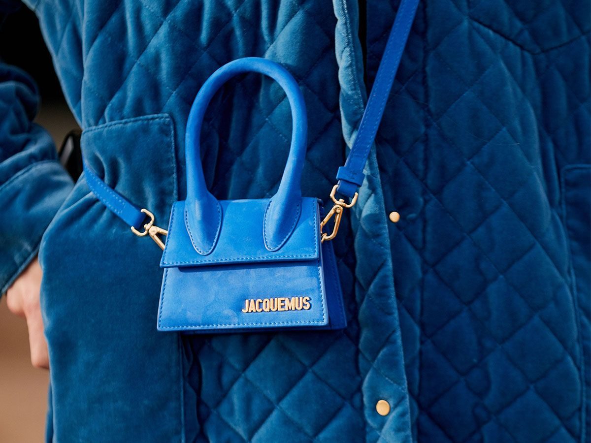 7 Tricks to Clean Your Suede Bag