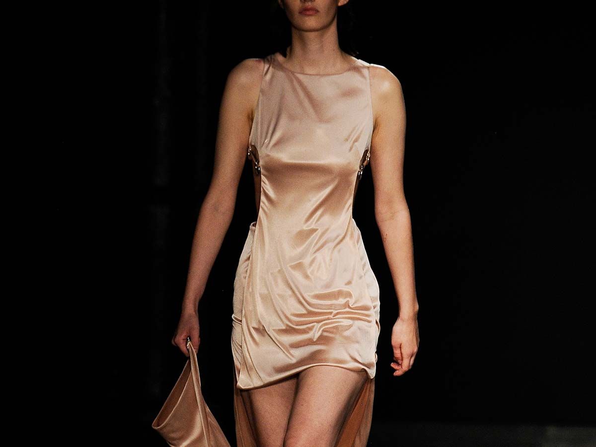 ’90s Minimalism Has Peaked, But If You Can’t Afford The Row, Try These 9 Brands