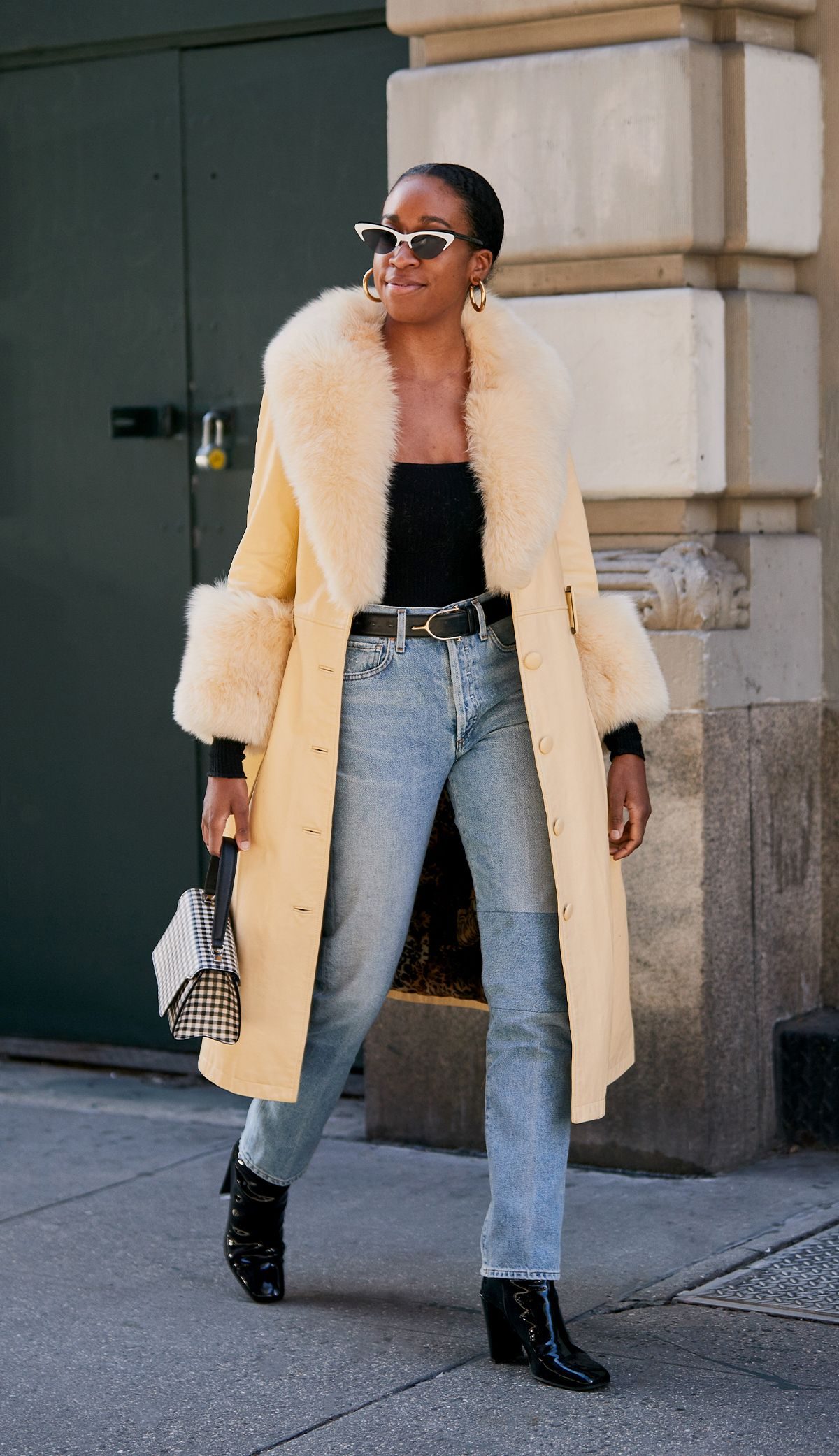 9 Expensive-Looking Winter Outfits to Wear With Jeans