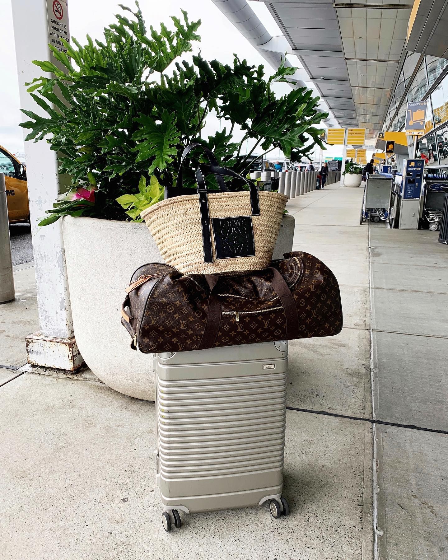 I Spent Over 150 Hours Traveling Last Year—5 Outfits Always in My Carry-On