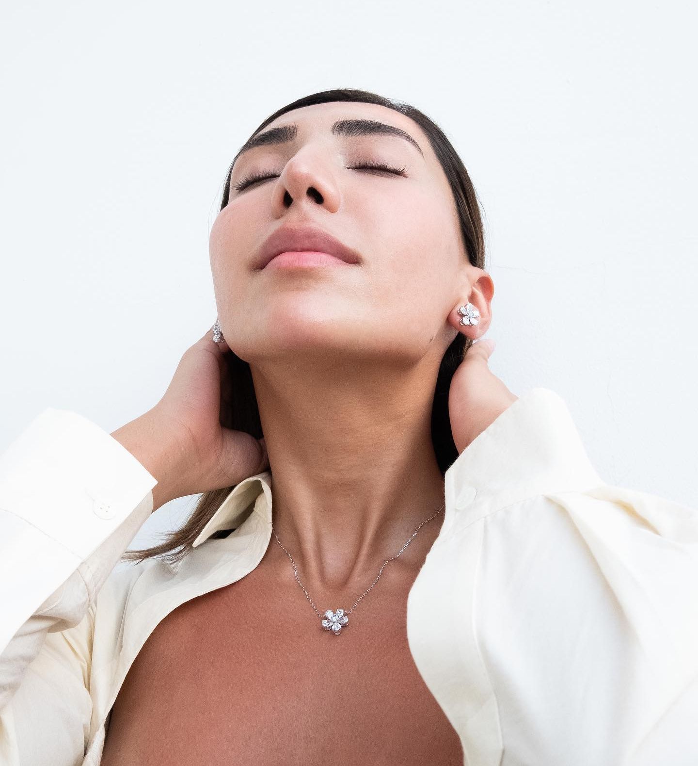 How to Game the System so Dry, Acne-Prone Skin Doesn’t Get Worse This Winter