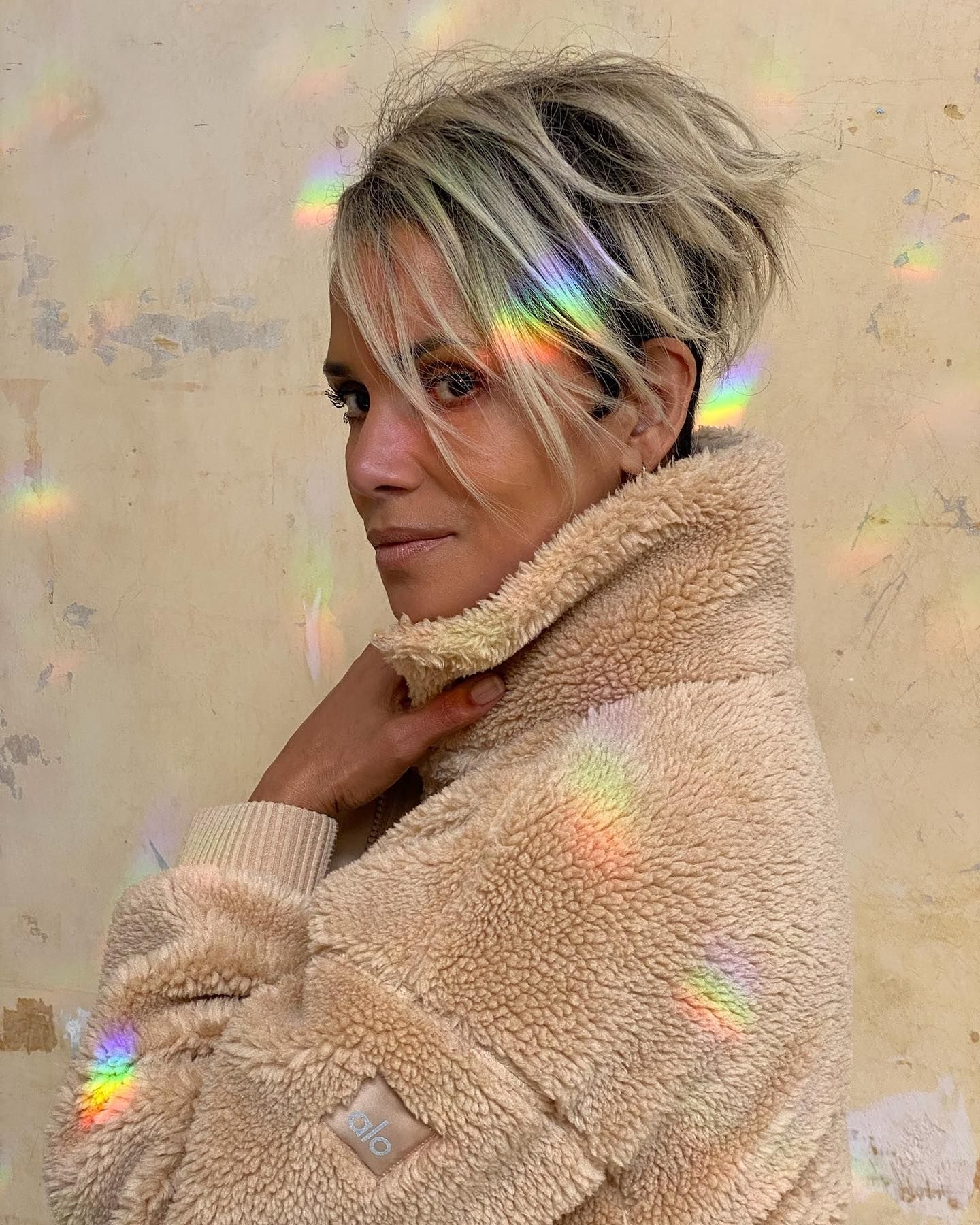 Halle Berry Swears These 6 Beauty Products Will Change Your Life in 2023