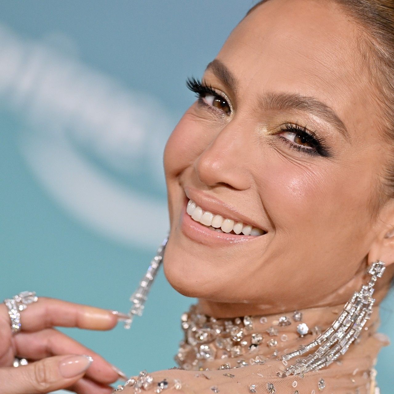 J.Lo Just Proved the “Lip Gloss” Nail Trend Is Worth Trying—Here’s How