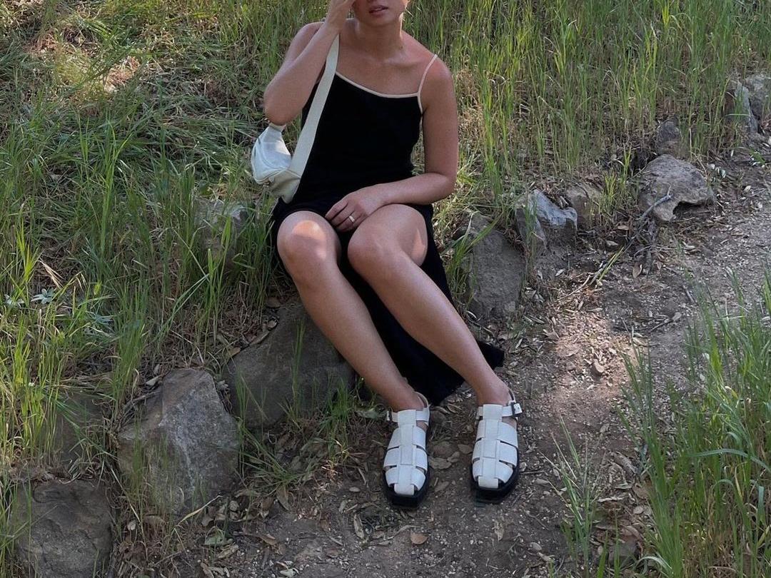 An 8-Piece Summer Wardrobe at Every Budget