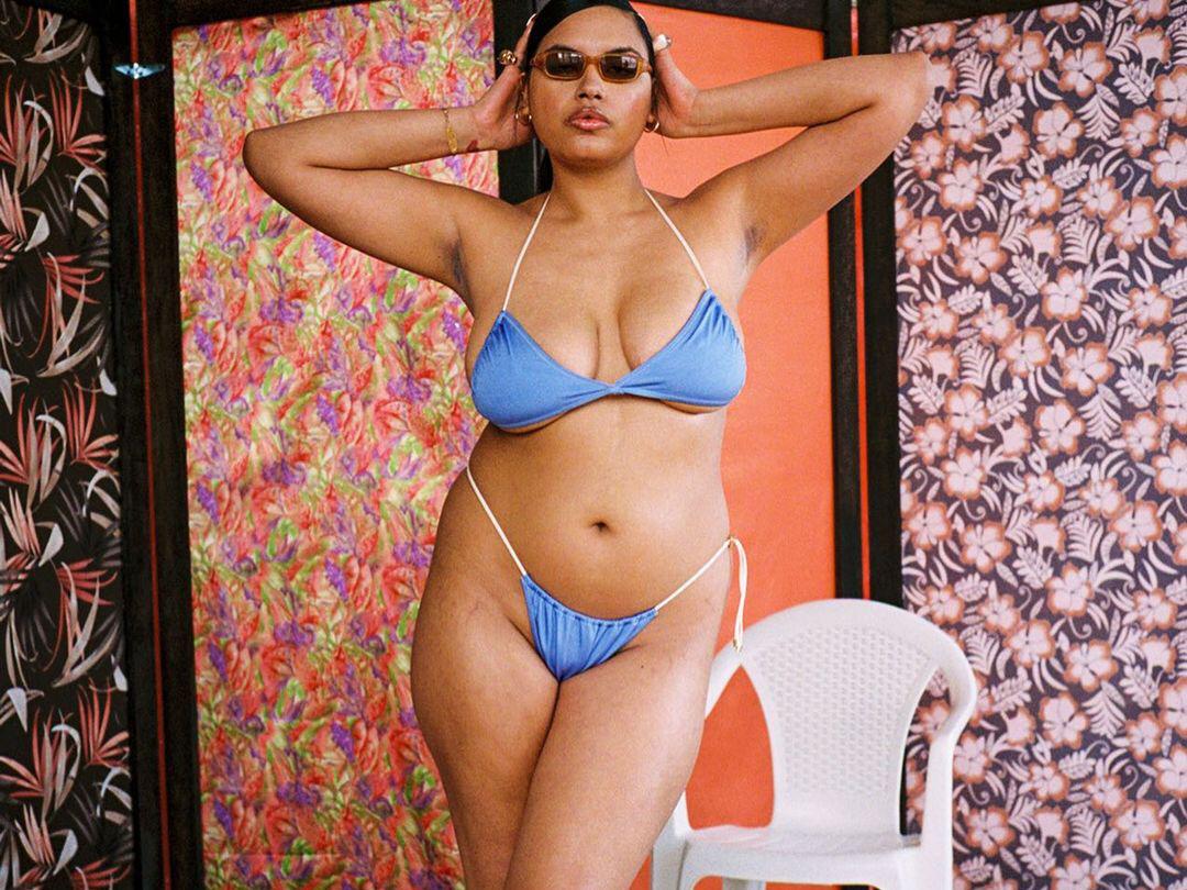 Calling All Curvy Girls: I Found 24 of the Internet’s Most Stunning Swimsuits