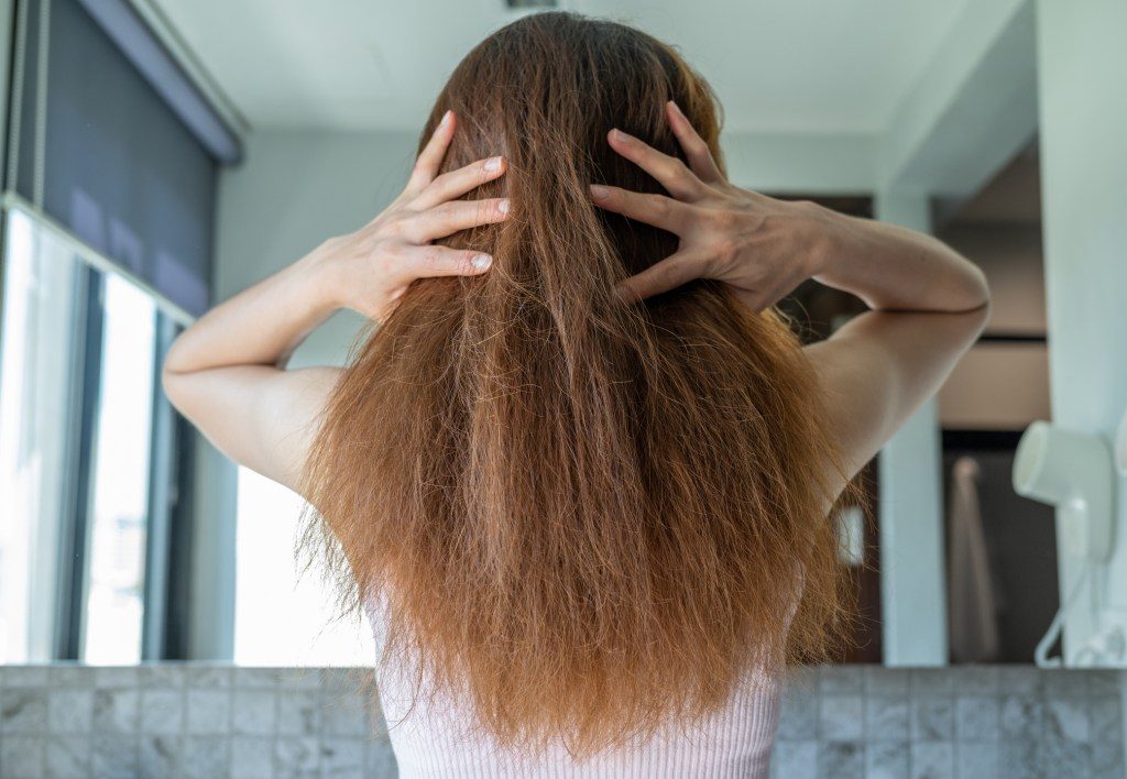 What Are Bond Builders For Hair? An Expert Weighs In