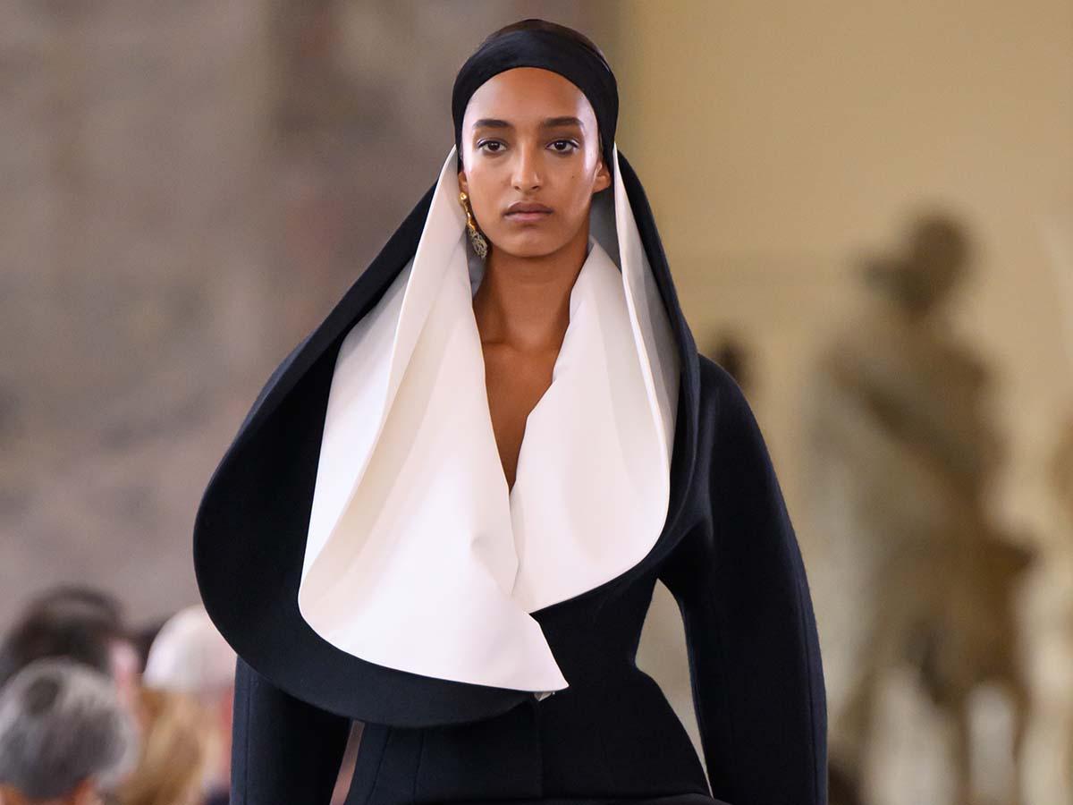 The $6 H&M Accessory I’m Buying to Mimic Schiaparelli’s Couture Looks From Paris