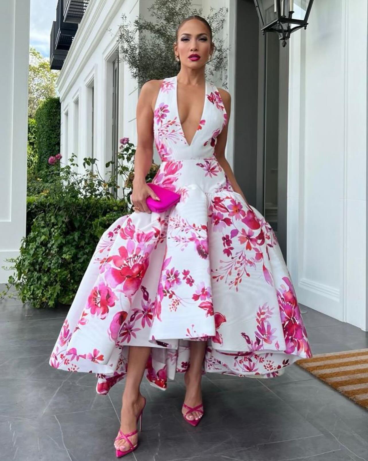 Jennifer Lopez’s Drop-Waist Dress Is Going Viral on Instagram Right Now