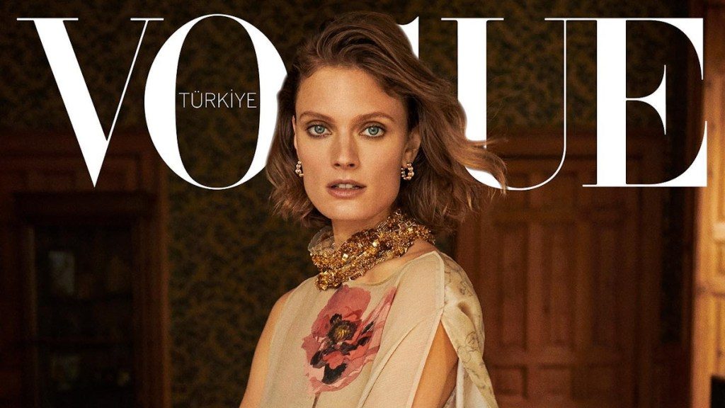 Constance Jablonski Dials Up the Glam as Vogue Turkey’s December 2023/January 2024 Cover Girl