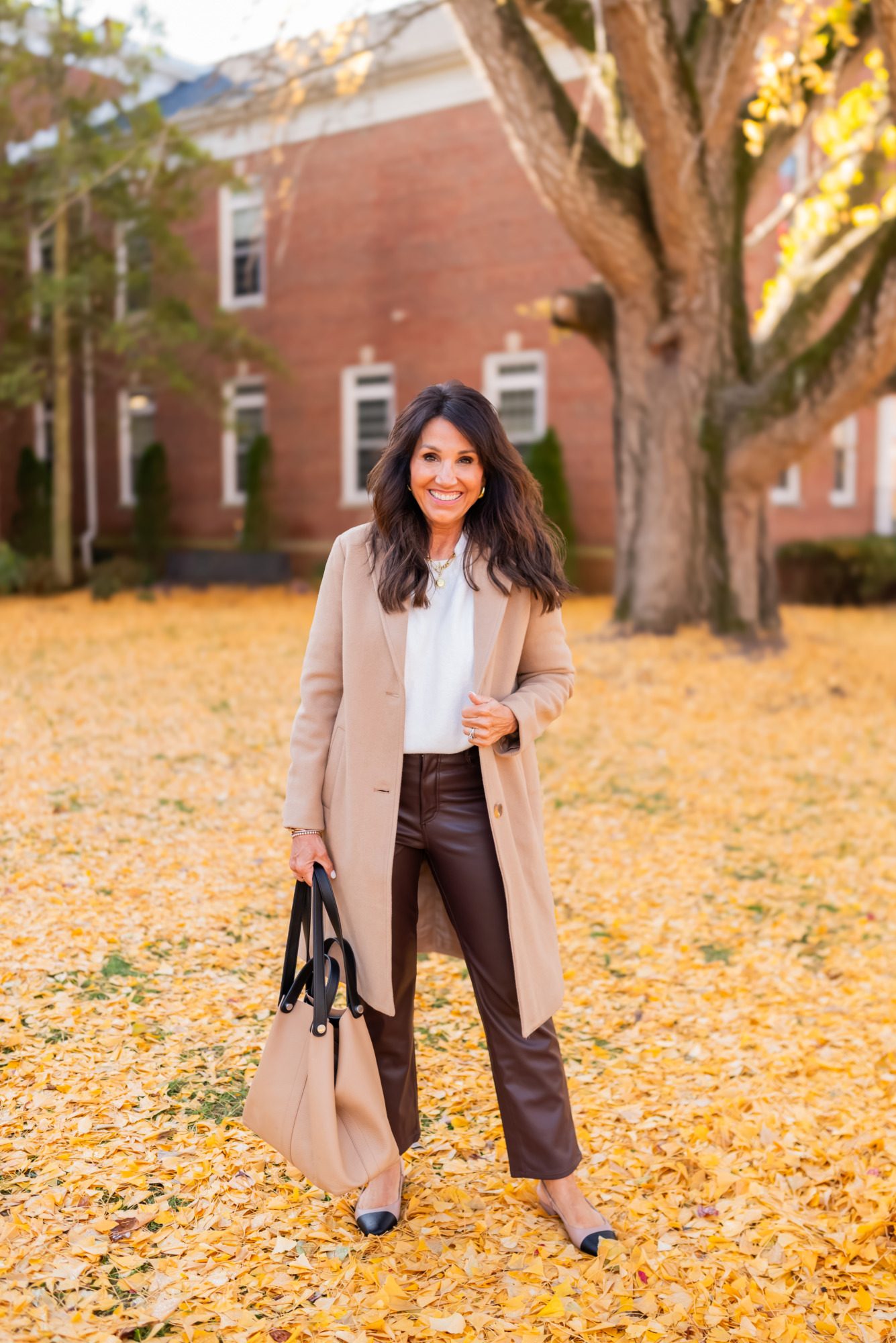 style ideas, how to establish your personal style, preppy style, casual style, classic style, chic style, fashion tips, fashion over 40, fashion blog, fashion blogger, style guide, style tips, understanding your style, create your personal style. fashion mood board, fashion, mood board