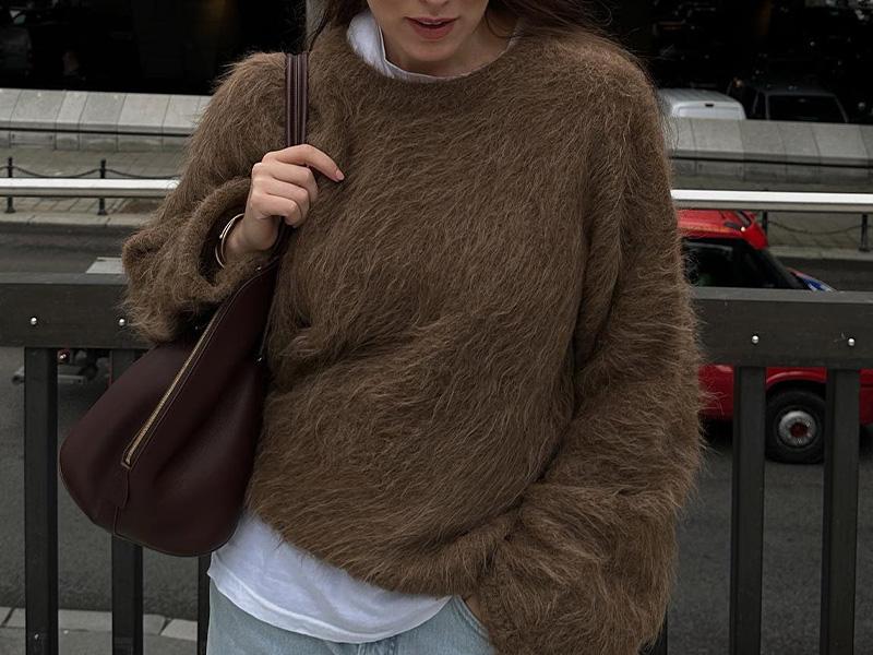 7 Items That Will Make Your Basic Jeans Feel So 2024