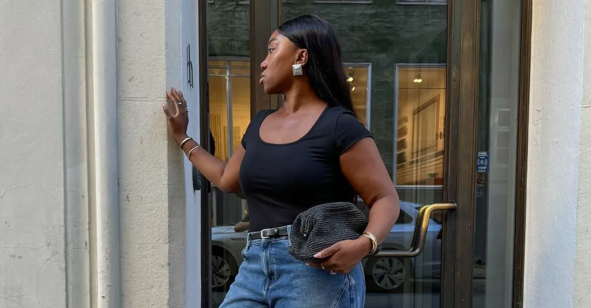 It’s Confirmed, Wide-Leg Jeans Look Best with This Chic Shoe