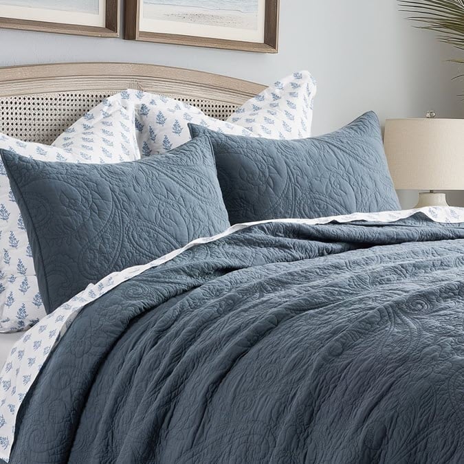 Layering Bedding on a Budget: Affordable Bedroom Ideas