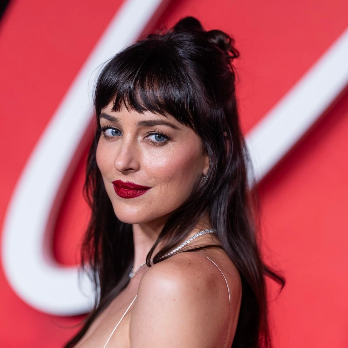 Dakota Johnson’s Glossy Hair Is Thanks to These 5 Products